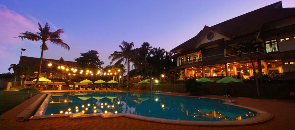 Kusuma Agrowisata Resort & Convention Malang Exterior foto